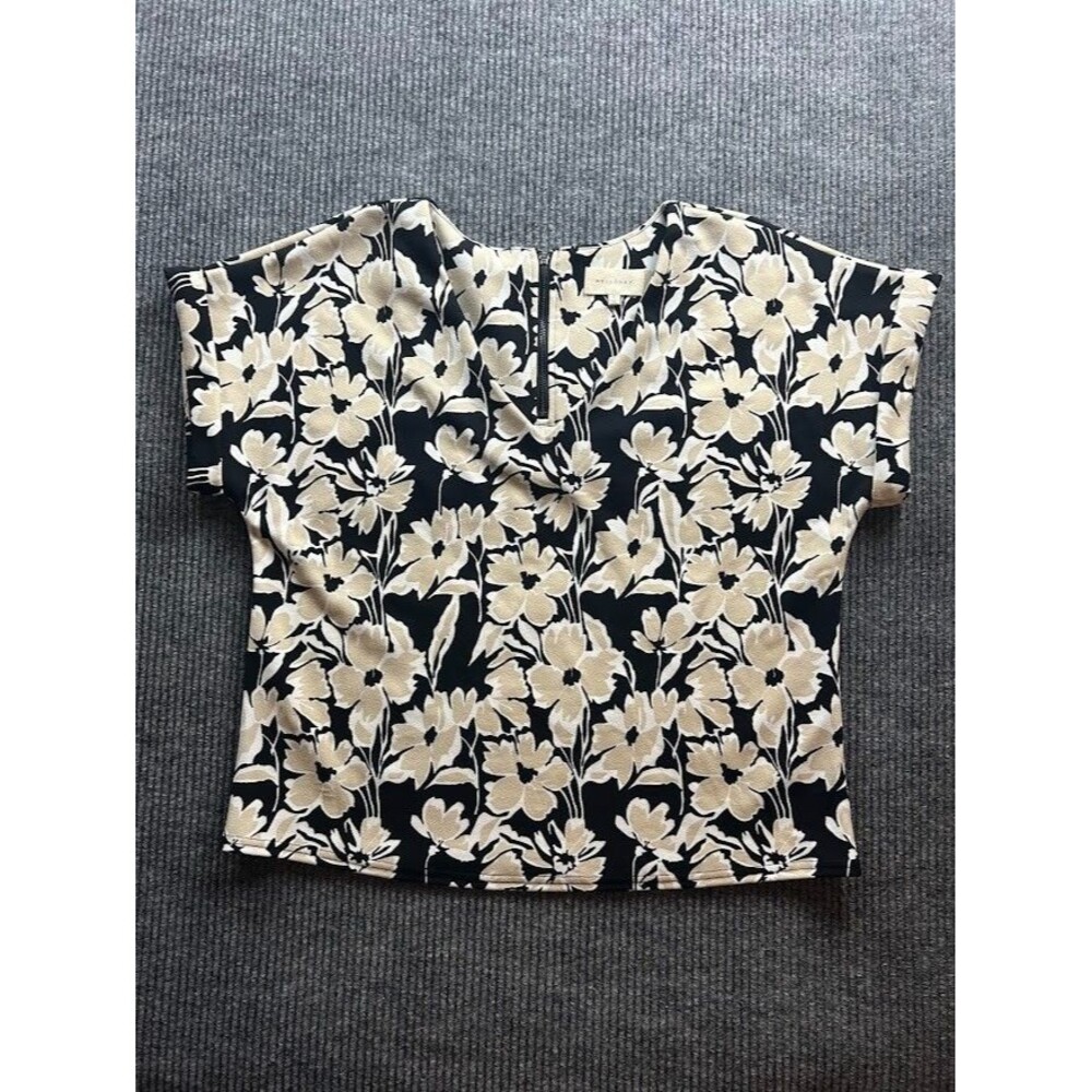 Melloday Floral Print V-Neck Short Sleeve Blouse SmallBlack Beige/Cream Zip Back